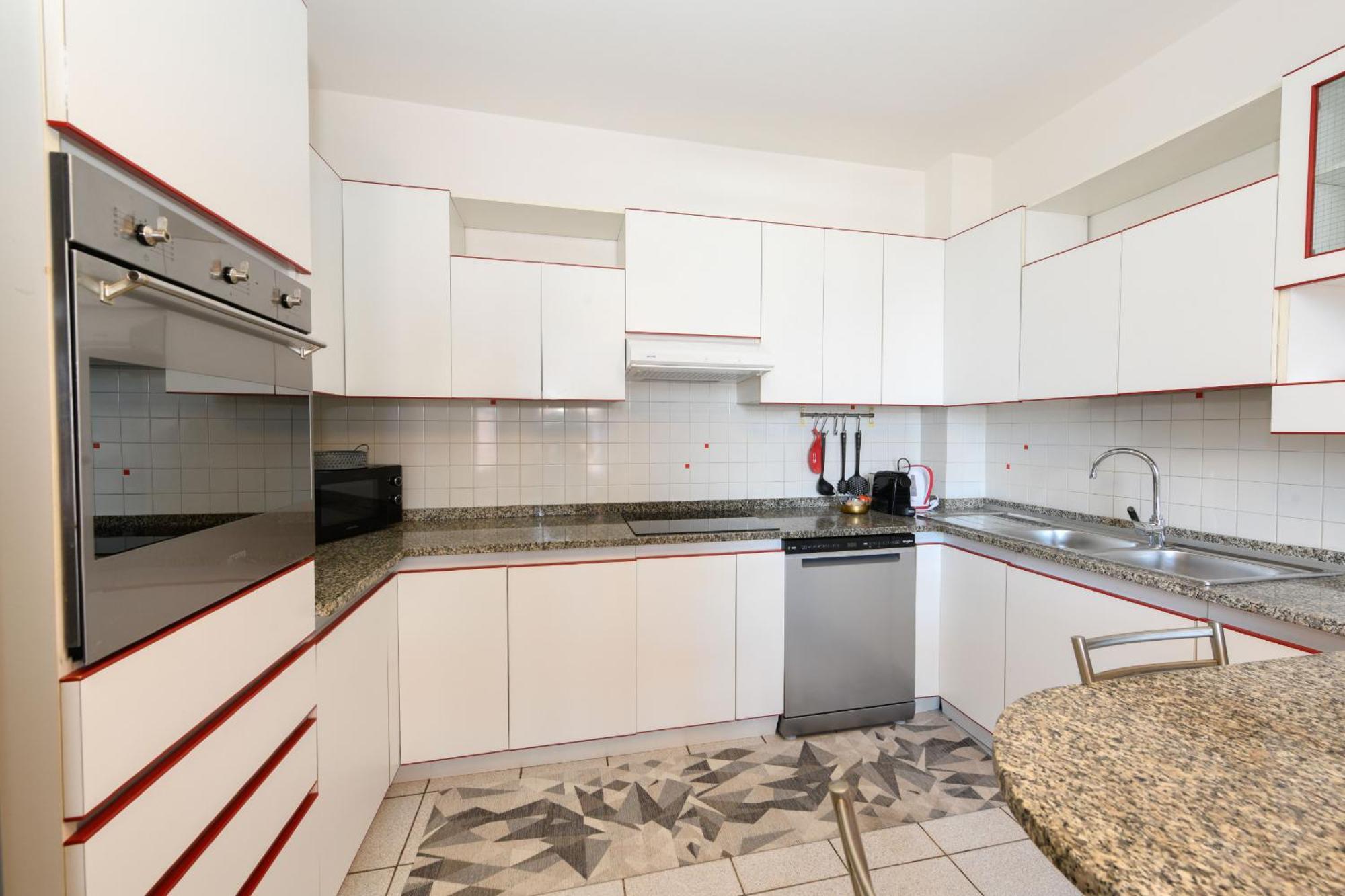 Desenzanoloft Official Partner Marriott Homes & - Peschiera Fantasia Peschiera del Garda